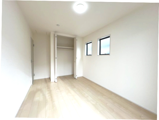 青梅市長淵３丁目　新築戸建全7棟の洋室|【洋室2】収納スペース