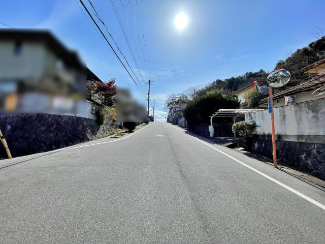 中古戸建　西つつじケ丘美山台１丁目の前面道路含む現地写真|現地写真