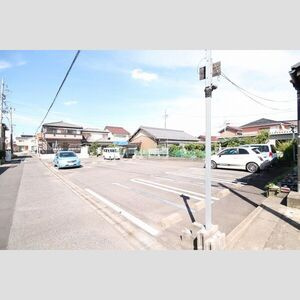 プレジョイアの駐車場