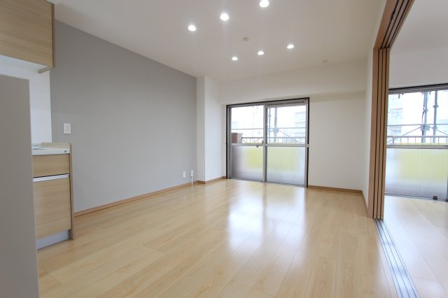 【居間・リビング】