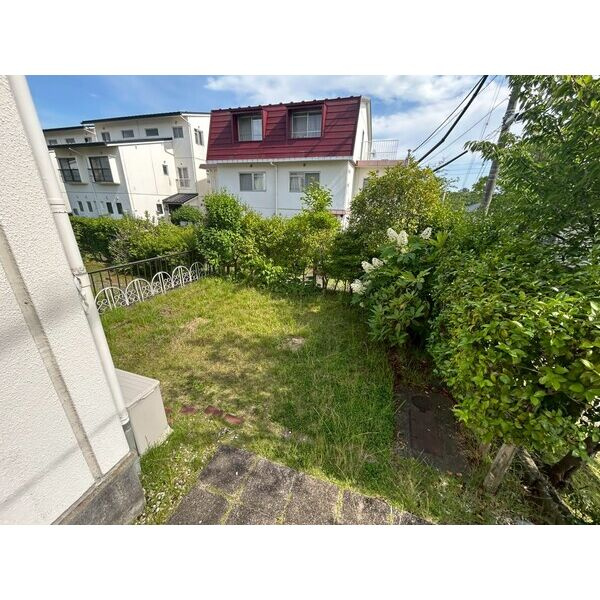 タウン石尾台の庭