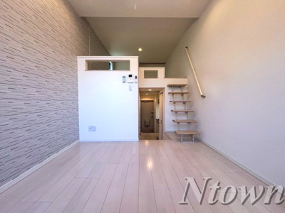 【居間・リビング】 | ウェルストン車道 | こちらのリビングで趣味の時間をお楽しみください