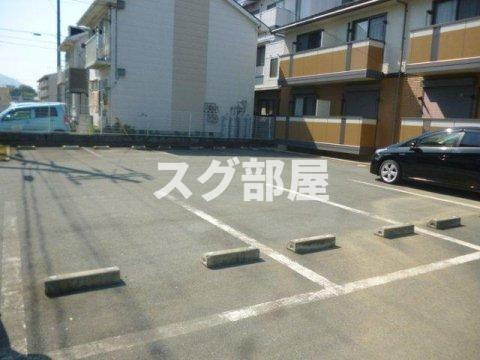テンゲルハイツの駐車場