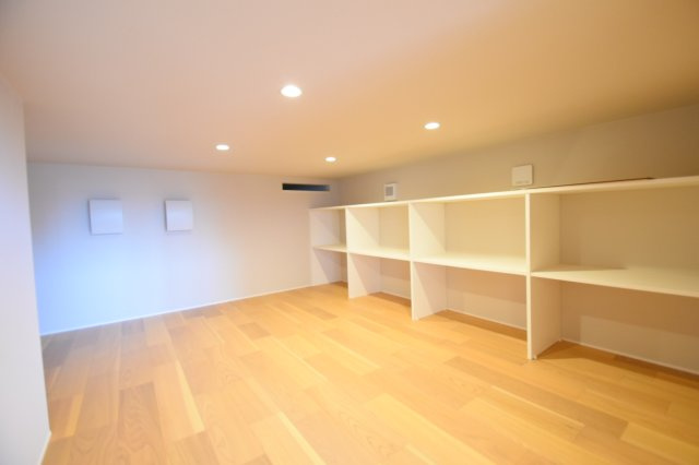 MH連島町鶴新田6号地の居間・リビング