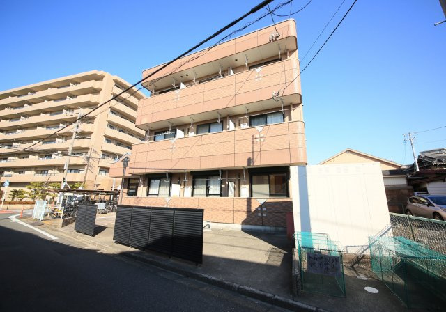 フラワーヒルズの外観