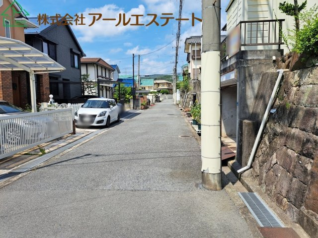 姫路市田寺東3丁目　中古戸建の前面道路含む現地写真