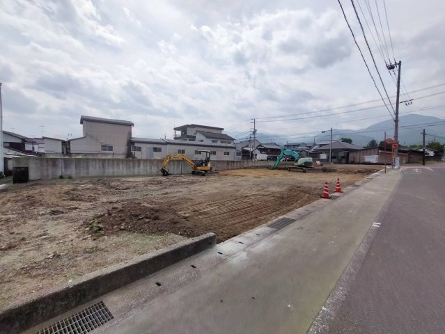 西条市小松町新屋敷甲207-1③　売土地の外観