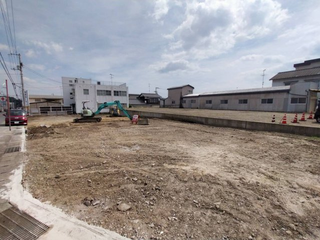 西条市小松町新屋敷甲207-1③　売土地の外観