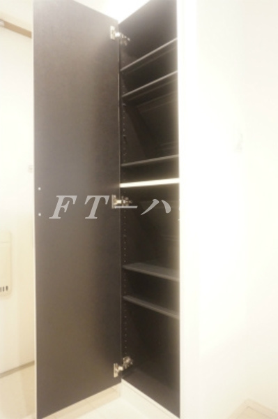 千葉市花見川区幕張町５丁目のアパートの収納