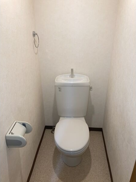 プリミエール山敷230　　  刈谷市近郊の賃貸はクラスホームのトイレ