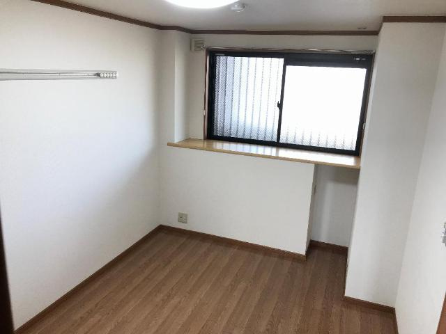 アベニール細江の内装|5.9帖洋室　寝室として