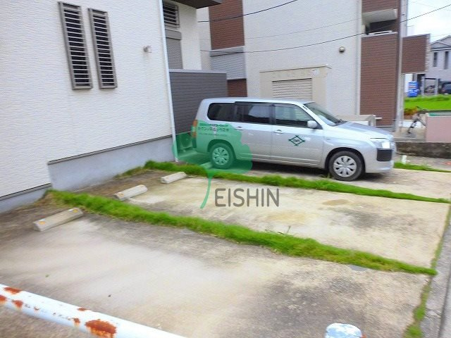 Grandtic COPAIN井尻(グランティックコパン井尻)の駐車場