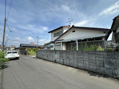 【前面道路含む現地写真】 | 都城市甲斐元町 620万円