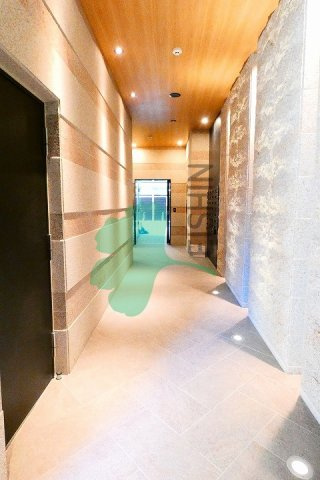 LANDIC　STUDIO博多(ランディックスタジオ博多)のエントランス