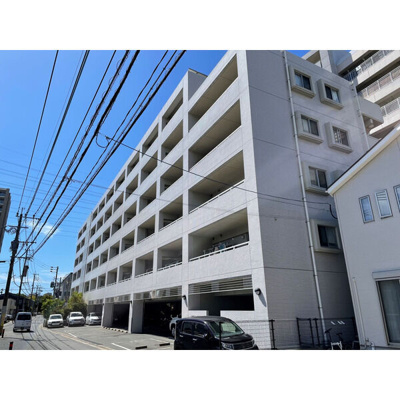 【外観】 | パークラガッツア | 外観です。