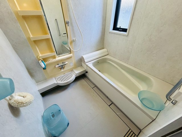 草花　中古戸建　P4台　の浴室