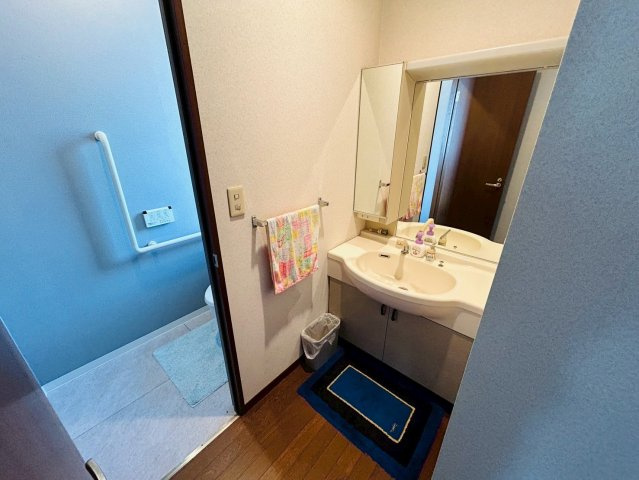 草花　中古戸建　P4台　の独立洗面台