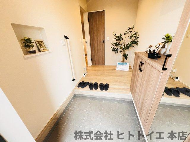 リナージュLの玄関