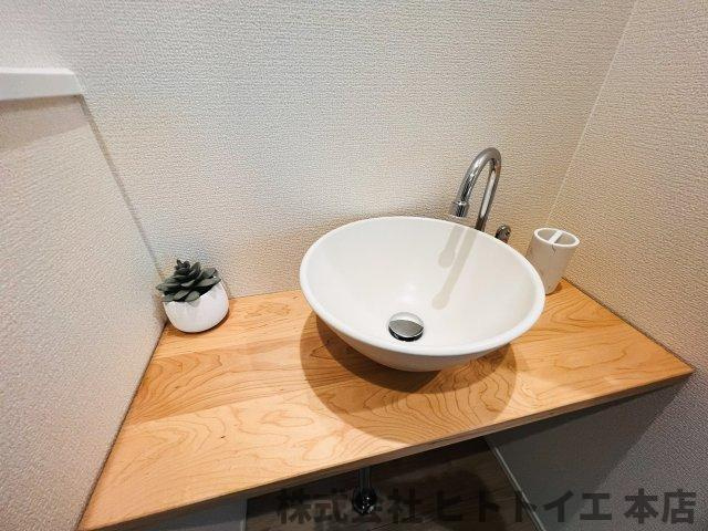 リナージュLの洗面所|2階にもお手洗いがあります