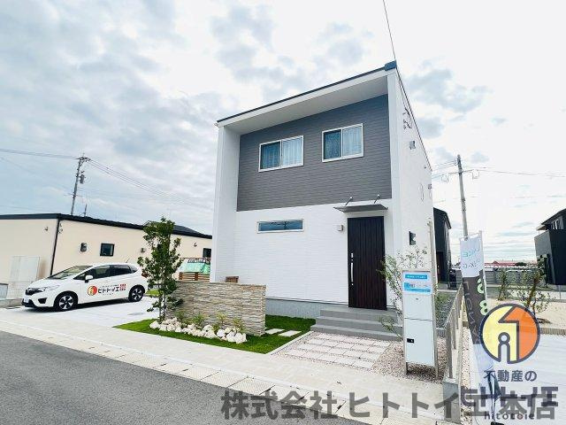 リナージュLの外観