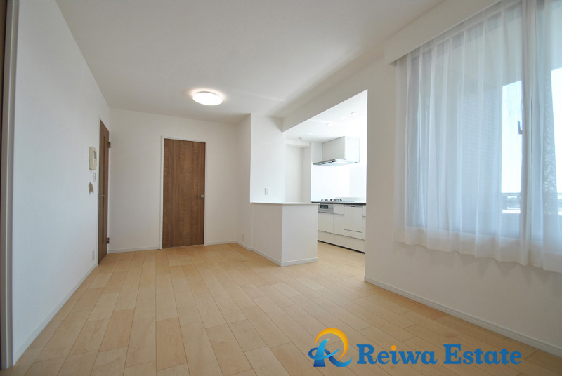 サーパス茅ヶ崎駅前