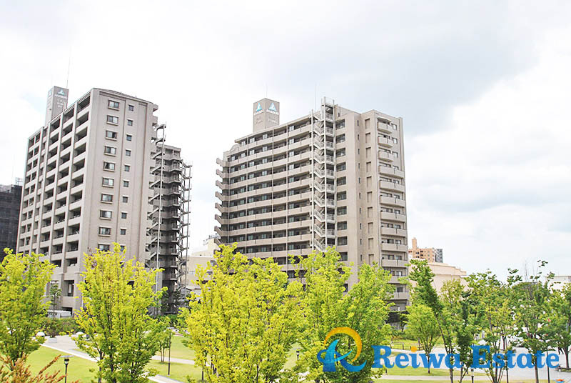 サーパス茅ヶ崎駅前の外観