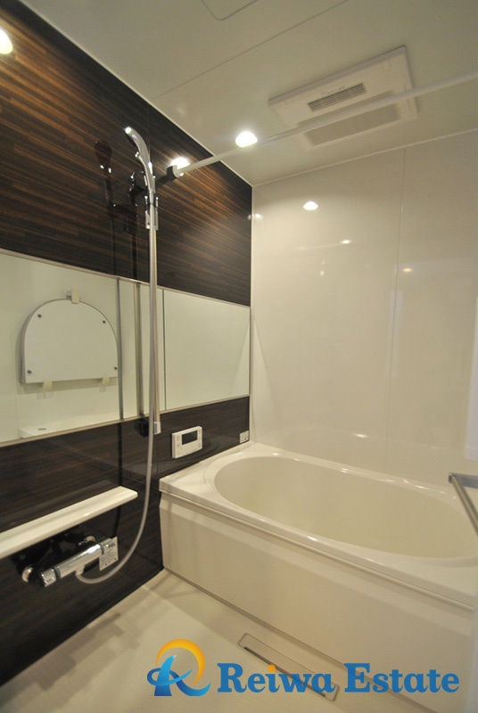 サーパス茅ヶ崎駅前の浴室