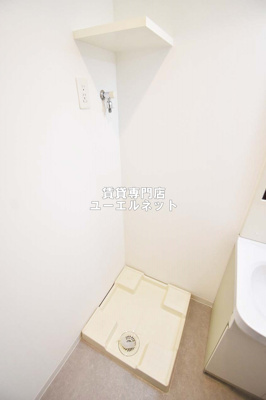 【設備】 | アリビオ江坂垂水町 | 洗濯機置き場