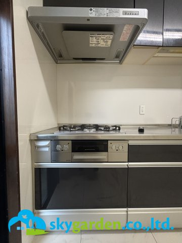 厚木市栄町2丁目　中古戸建のキッチン