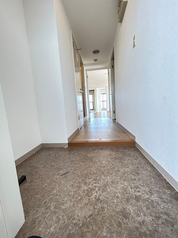 リバーサイド青谷の玄関