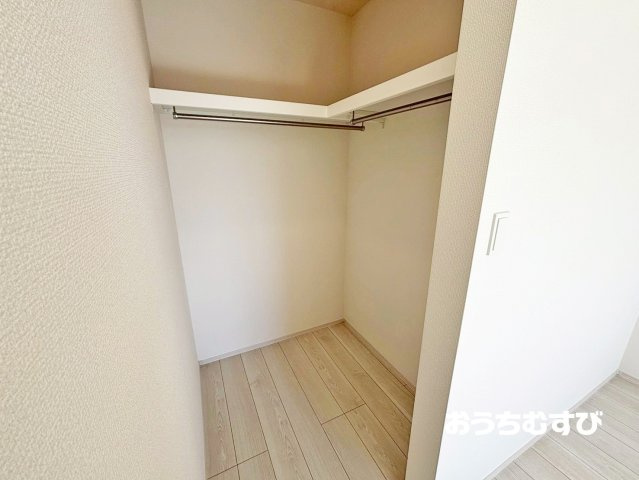 春日井市味美町3丁目(全3棟)の収納