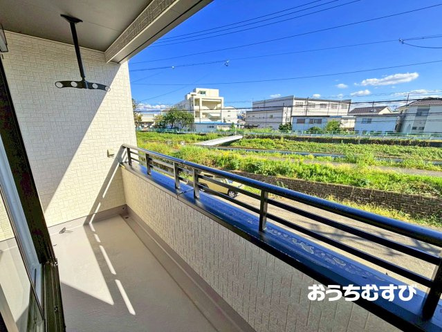 春日井市味美町3丁目(全3棟)のバルコニー