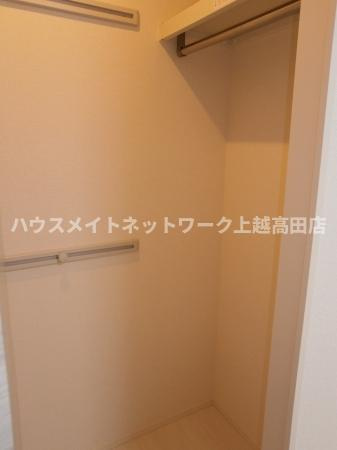 アン・アロールの収納|洋室収納