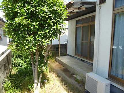 安佐北区口田５丁目の庭