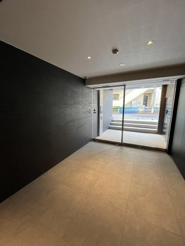 ラヴィエール滝野川のロビー