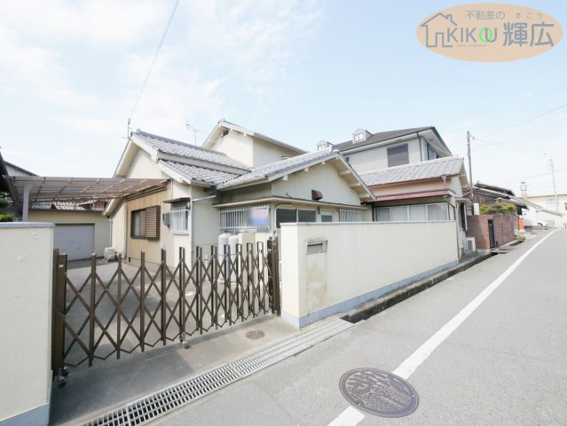 高砂市阿弥陀町南池　中古戸建の外観
