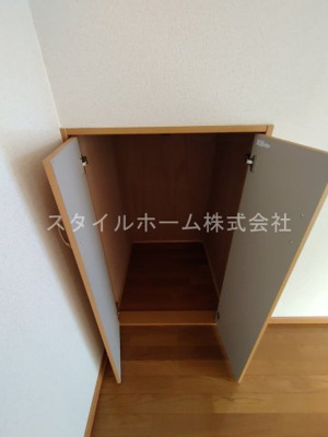 【収納】 | セリオ上宿B | 別部屋写真です。