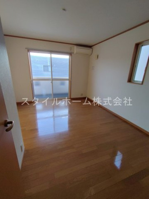 【居間・リビング】 | セリオ上宿B | 別部屋写真です。