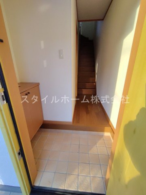 【玄関】 | セリオ上宿B | 別部屋写真です。