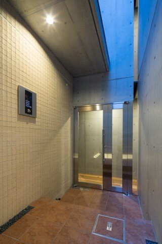 SOU西小山のエントランス