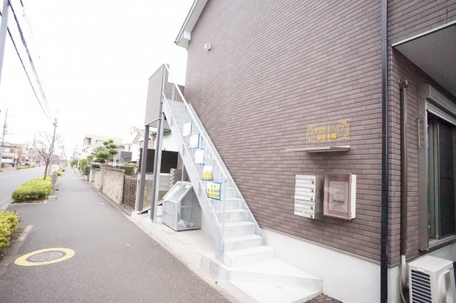 クオリティハイツ幕張本郷のロビー