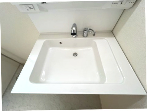 青梅市長淵３丁目　新築戸建全7棟の独立洗面台|ハンドシャワー付き、使いやすい洗面台