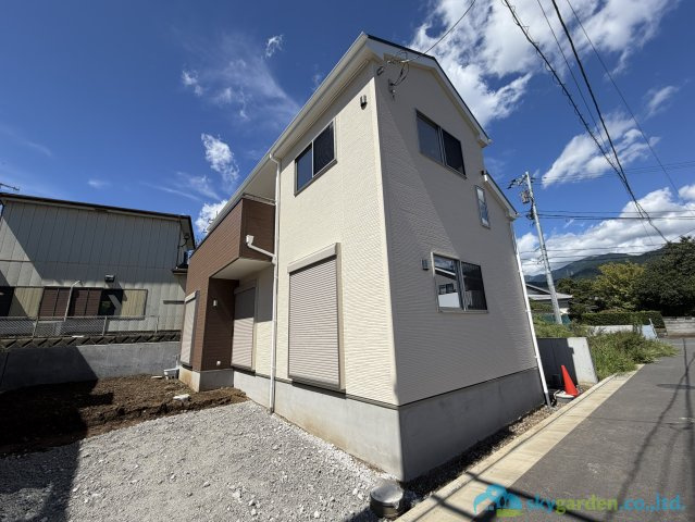 秦野市東田原　新築戸建　全10区画10号棟