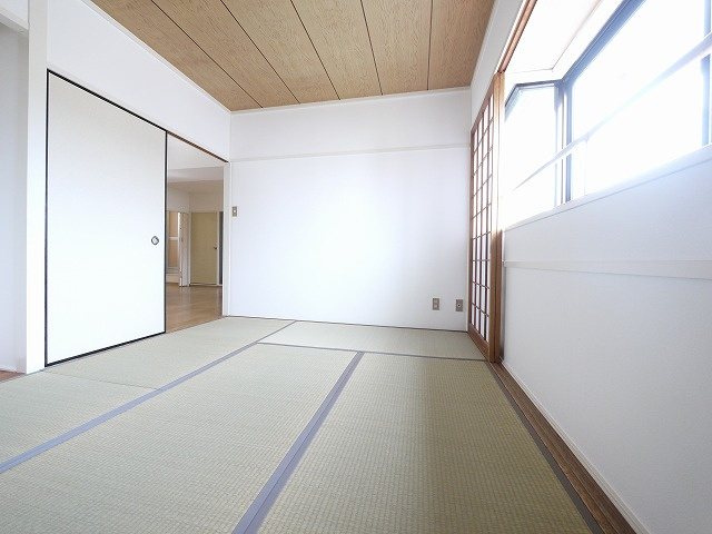 矢追マンションの和室