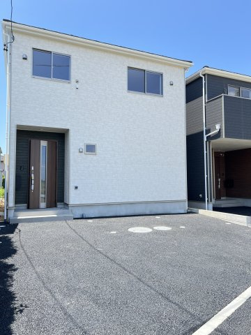 高浜市小池町第3　全2棟　2号棟の外観|駐車スペース縦列２台可能