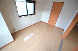 【内装】 | Refuge・F