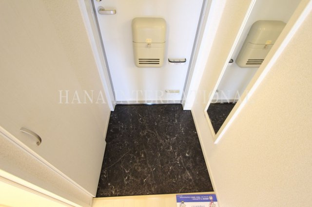 【玄関】 | クレイノアミスター