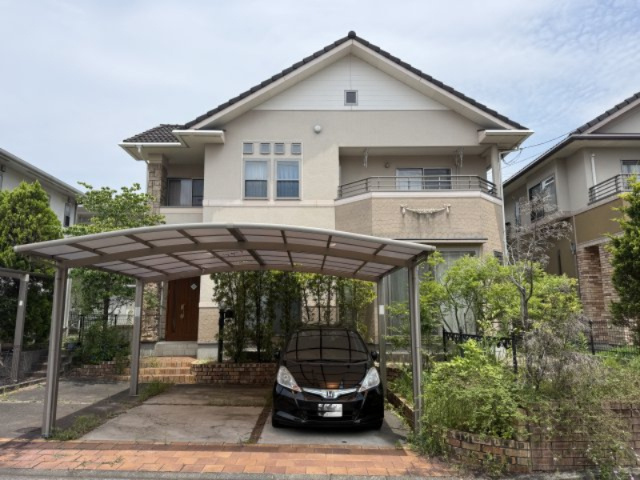 松山市南白水２丁目　戸建て