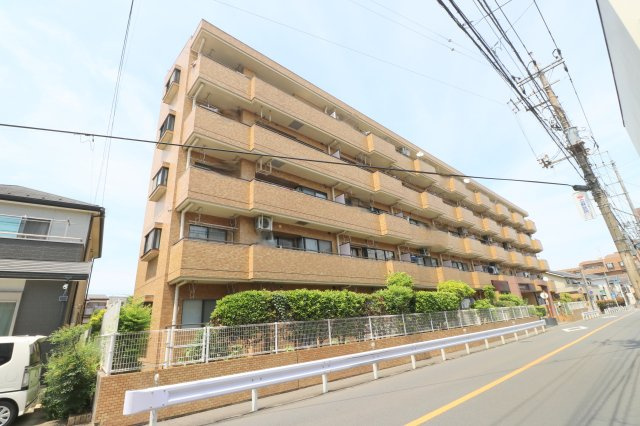 【外観】 | ライオンズマンション上福岡第3　（ふじみ野店） | 新規内装リフォーム完了で快適な新生活がすぐにスタート出来ます。