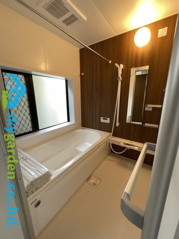 茅ヶ崎市香川4丁目　中古戸建の浴室